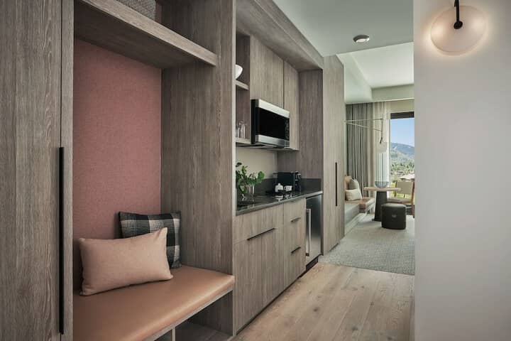 Room 9 of 71