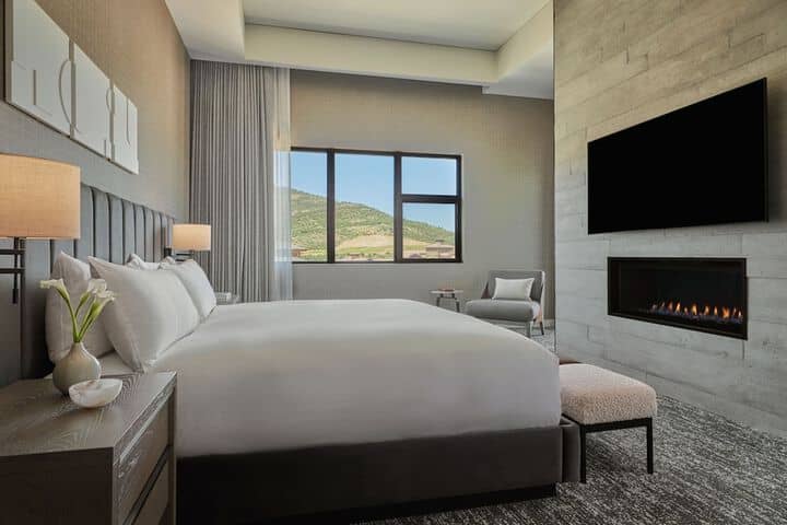 Room 16 of 71