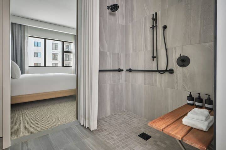 Room 41 of 71