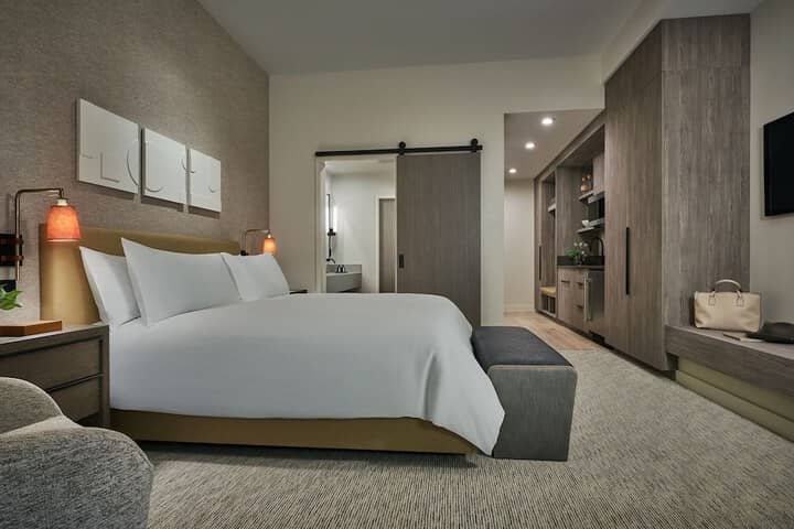 Room 5 of 71